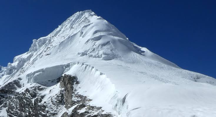 Pachermo Peak Climbing (6,273m/20,581ft)-19 Days
